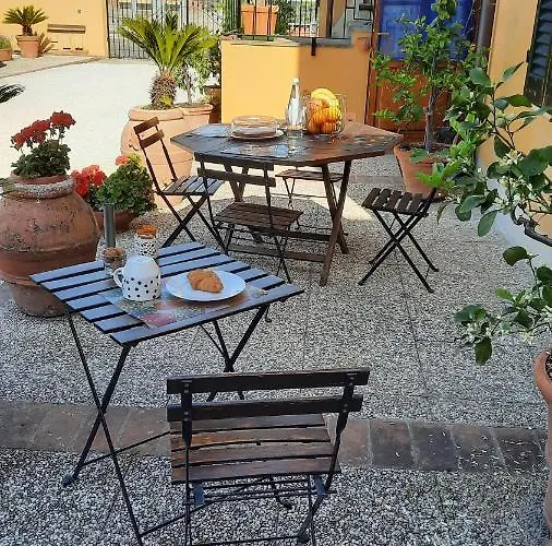 Oda ve Kahvaltı La Corte Di Stelio 3*